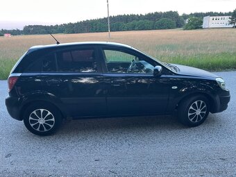 Kia Rio 1.5crdi - 5