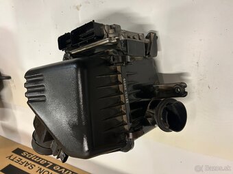 Obal vzduchového filtra KIA CEED - 5