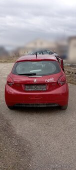 Peugeot 208 1.2 60kw díly - 5