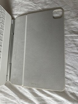 iPad Magic Keyboard – biela, 11" - 5