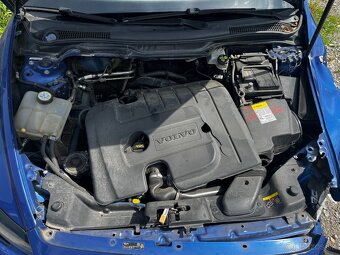 Volvo C30, Nafta 1.6 - 5