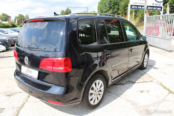 Volkswagen Touran 1.6 TDI Comfortline DSG - 5