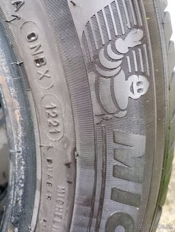 Michelin 195/65r15 - 5