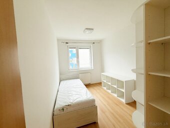 4i o výmere 92 m2 | dva balkóny | garážové stojisko | zariad - 5