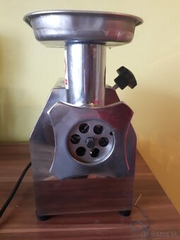 Predám elektrický mlynček na mäso 8 - 5