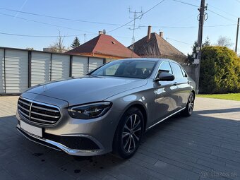 Mercedes-Benz E trieda Sedan - 5