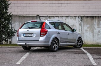 Kia Cee´d SW 1.4 CVVT 16V LX - 5