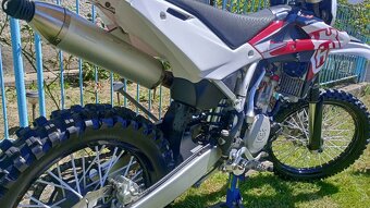 Husqvarna TE250 - 5