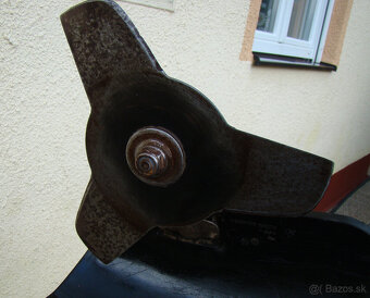 Riwall Benzínový Krovinorez ,sekačka Pro RPB 420 - 5