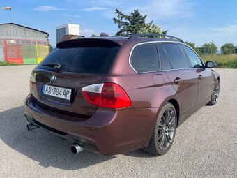 BMW 330xi Touring (E91) – xDrive – 3.0 benzín – Automat - 5