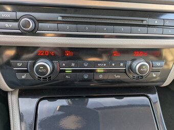Predám BMW 530D f10 - 5