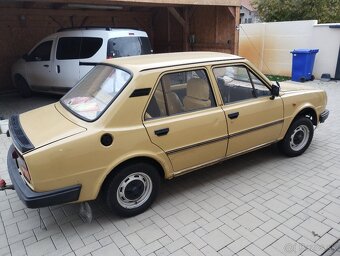 Škoda 120L - 5