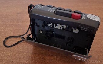 PANASONIC RQ-L349 (Recorder-Walkman) - 5