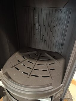 Liatinové kachle Invicta - 5