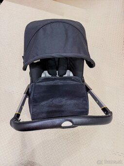 Autosedačka Doona+ so základňou IZOFIX a doplnkami - 5