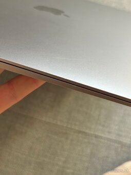 Macbook Air 2019, 13" - 5