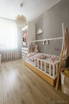 Na predaj samostatne stojací 6-izbový RD/ Hradec - 5