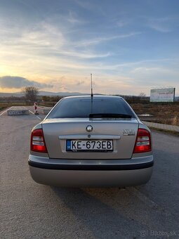 Predám Škoda Octavia Tour 1.6 MPI (75kw), 2005 - 5