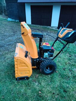 Snežná fréza Cub Cadet IntelliPOWER 243 cc – elektrický štar - 5