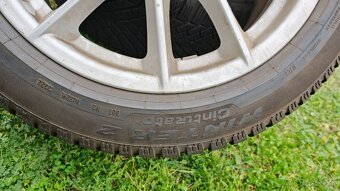 5x112 R17 225/50 Pirelli zimne - 5
