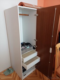 Dve pevne skrine - 5