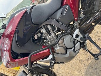 Honda Transalp 700 - 5