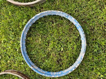 Ráfiky na pionier 555 - 5