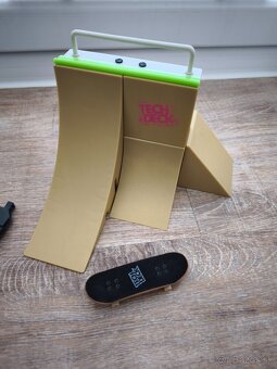 Hračky aj retro hračky - 5