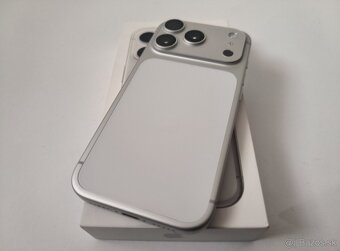 apple iphone 17 PRO 256gb Silver / Batéria 99% - 5