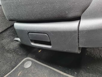 PREDAM SEDACKY SKODA OCTAVIA 2 - 5