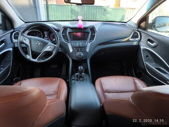 Hyundai SantaFe - 5