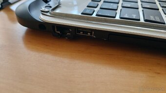 TOSHIBA Satellite L50-B-175 na diely - 5