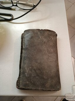 Puzdro a háčiky na ryby - 5