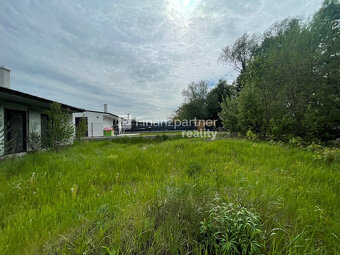 Developerský stavebný pozemok so stav. povolením - 9,5ár N. - 5