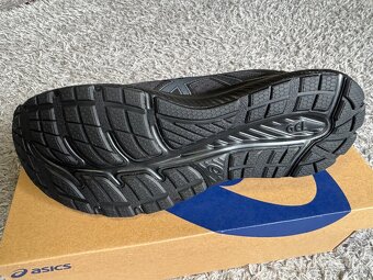 Asics Gel-Contend 8 - 5