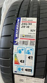 Michelin Pilot Super Sport 245/35 ZR18 - 5