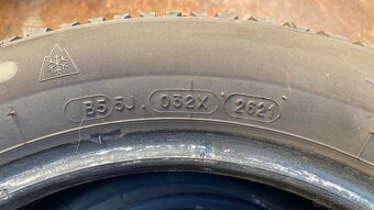 Predám zimné pneu 185/60 R15 - 5
