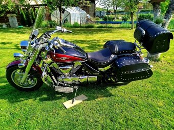 Suzuki Intruder VLR 1800 C - 5