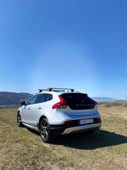 Volvo V40 Cross Country D2 Momentum Pro, Top stav. - 5