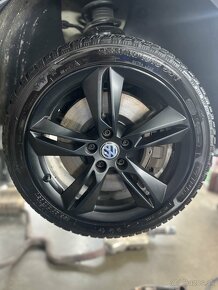 komplet sada 4ks VW R18 - 5