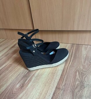 Sandále Tommy Hilfiger čierne - 5