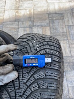 Zimne pneumatiky 205/55 r16 sada 80€ - 5