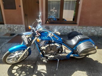 HONDA VT 1300 CX FURY - 5