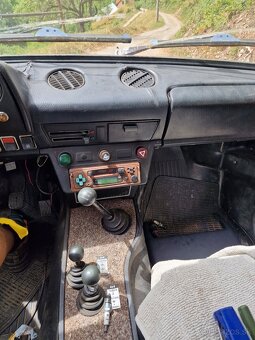 Lada Niva - 5