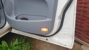 Predám Toyota Previa d4d r.v 2001.REZERVOVANE - 5