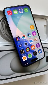 iPhone 15 256 GB black - 5