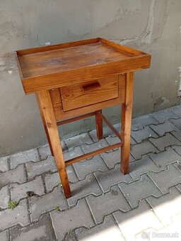 Starý drevený stolík - 5