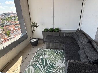 🏙️ Prenájom 2-izbového bytu s výnimočným výhľadom - 5