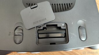 Nintendo N64 konzola - 5