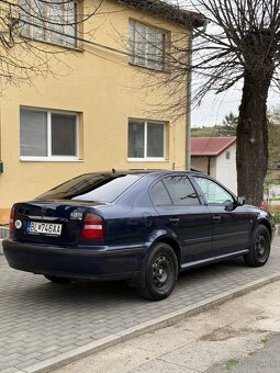 ŠKODA OCTAVIA 1.6 74kw - 5